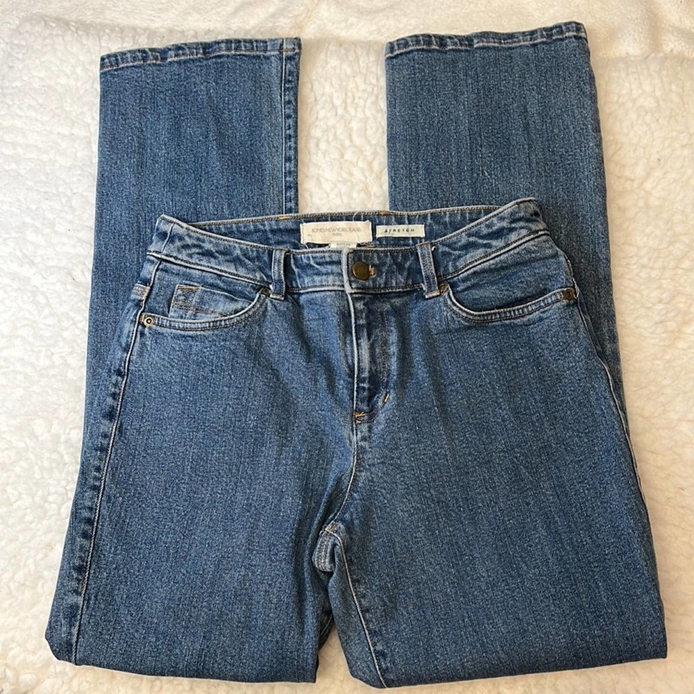 Jones New York Jeans Petite Bootleg Stretch Jeans in Size 6P. EUC.